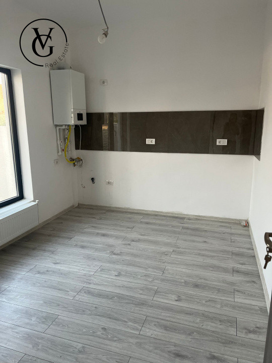 Vila duplex moderna, Lumina