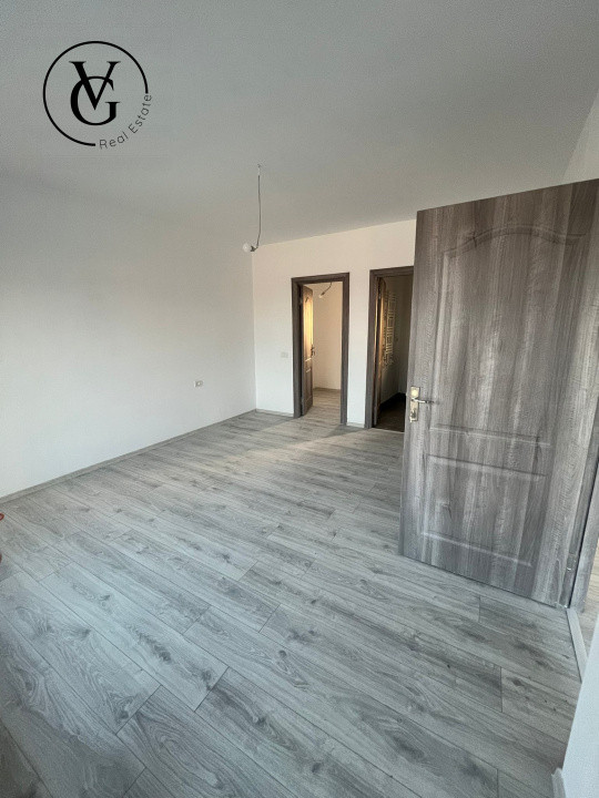 Vila duplex moderna, Lumina
