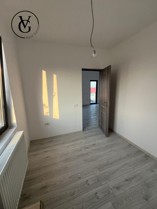 Vila duplex moderna, Lumina