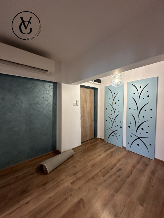 Apartament 2 camere - decomandat - vedere la mare