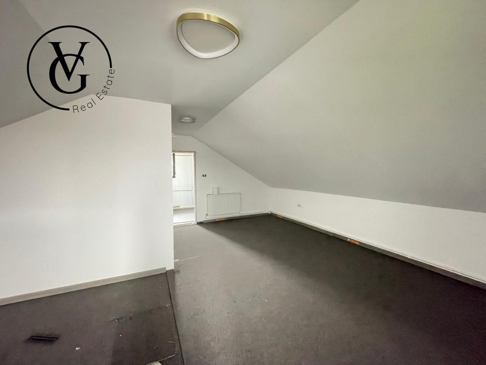 Casa P+M, 4 camere, 220mp teren, Lumina