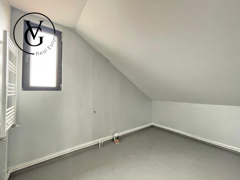 Casa P+M, 4 camere, 220mp teren, Lumina