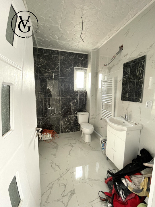 Vila P+M, 5 camere, 300mp teren,  Lumina 