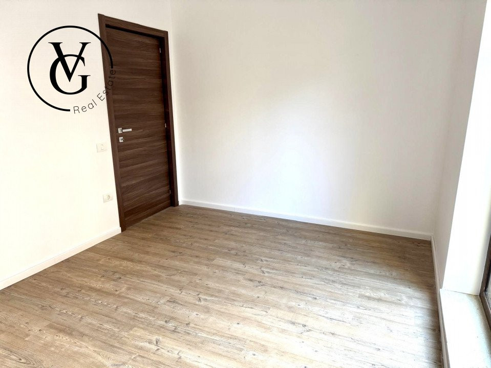 Spatiu comercial, 3 camere, zona Baba Novac