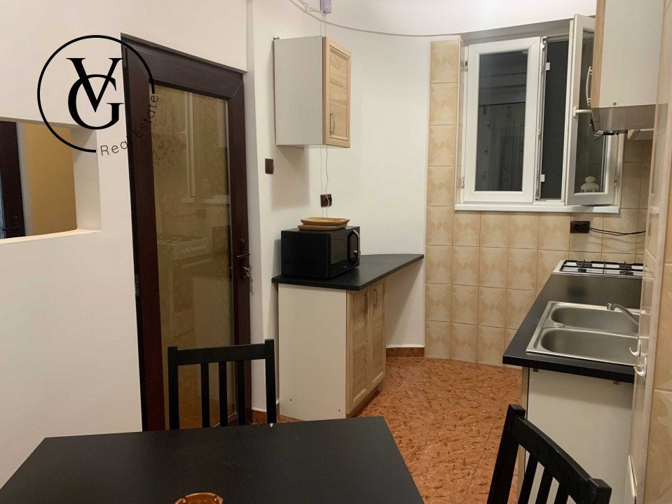 Apartament 2 camere Piata Romana - terasa spatioasa