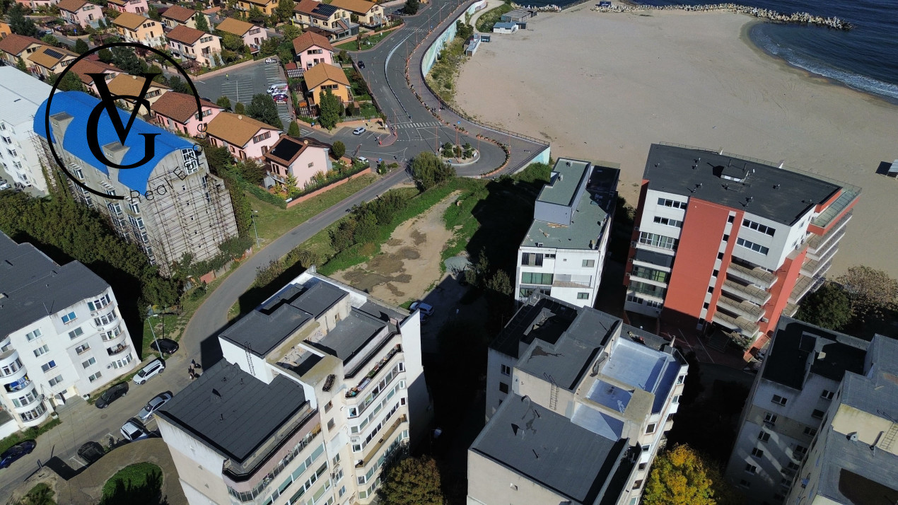 Teren construcții 2500 mp- frontal mare - Faleză Nord 