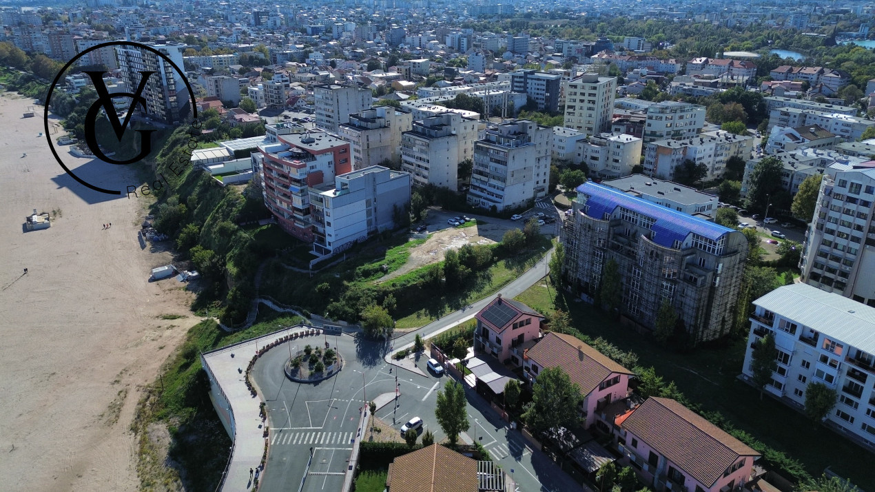 Teren construcții 2500 mp- frontal mare - Faleză Nord 