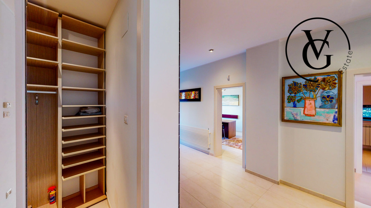 Vila unica în  Statiunea Mamaia- vedere la mare și lac