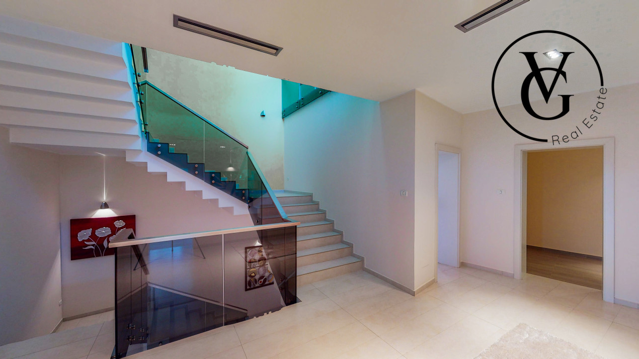 Vila unica în  Statiunea Mamaia- vedere la mare și lac