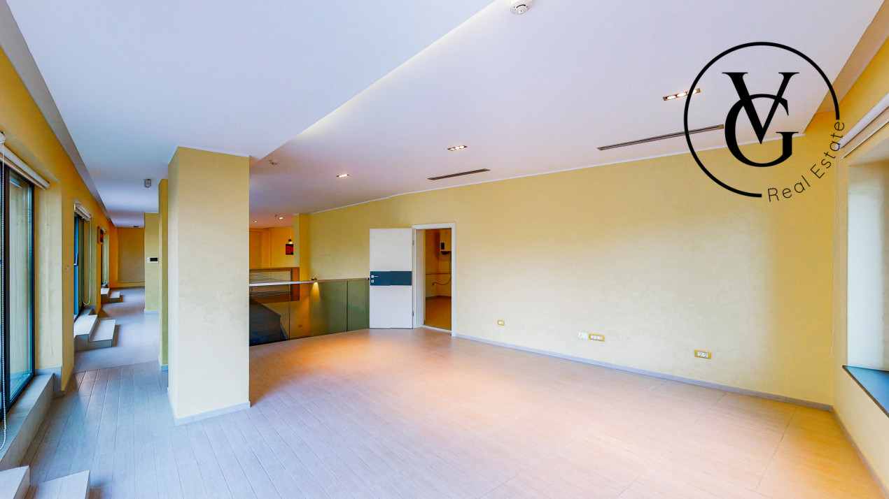 Vila unica în  Statiunea Mamaia- vedere la mare și lac