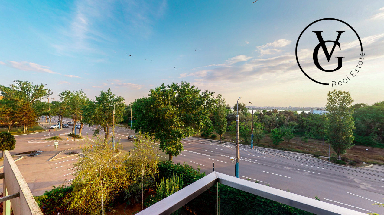 Vila unica în  Statiunea Mamaia- vedere la mare și lac