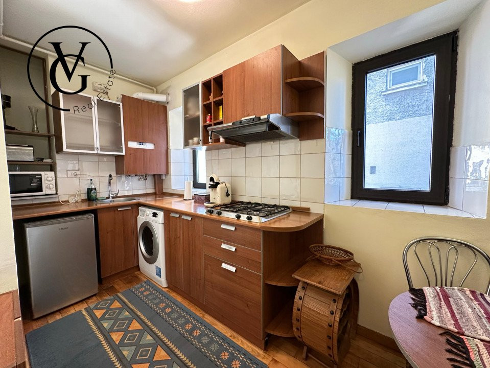 Apartament 2 camere - pretabil investiție - Radu Beller 