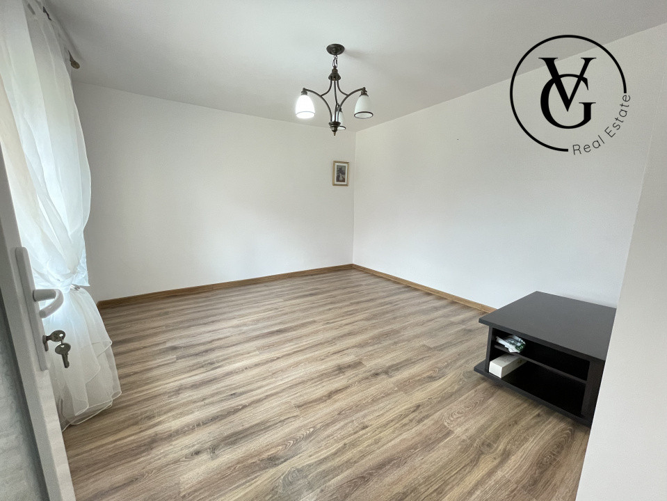 Casa la sol, 4 camere, 821 mp teren, Lumina