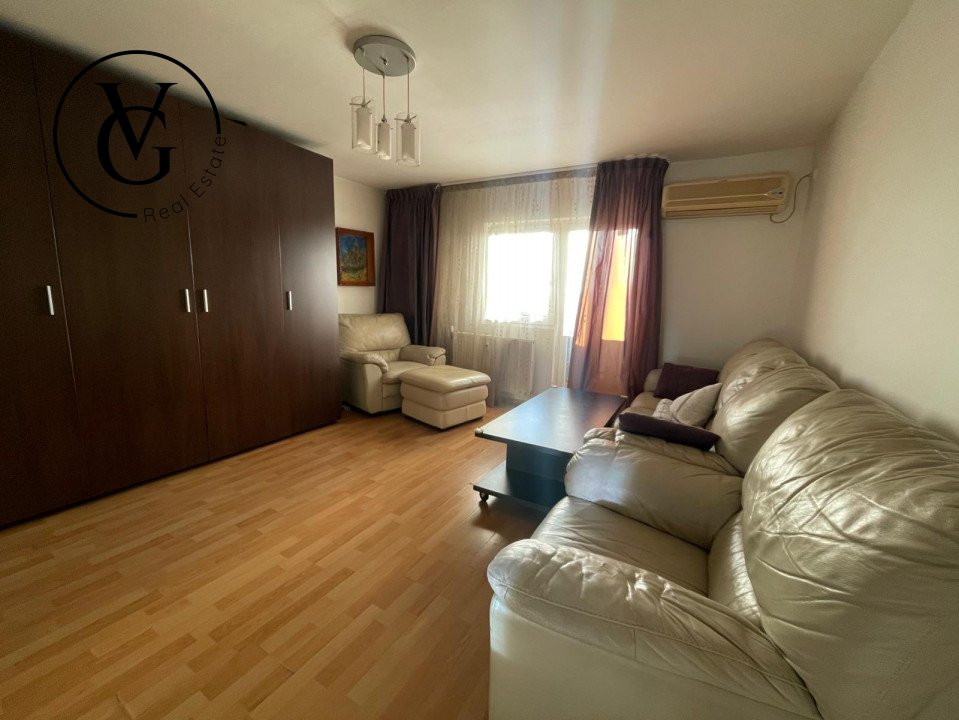 Apartament 3 camere - Decebal