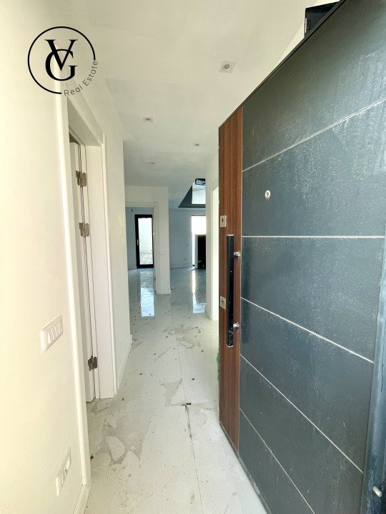 Vila LUX stil mediteranean, 4 camere, 300 mp teren, Lumina