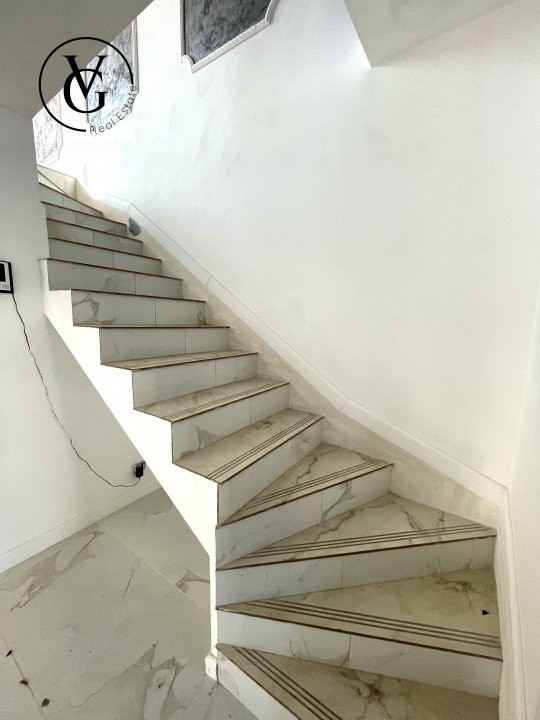 Vila LUX stil mediteranean, 4 camere, 300 mp teren, Lumina