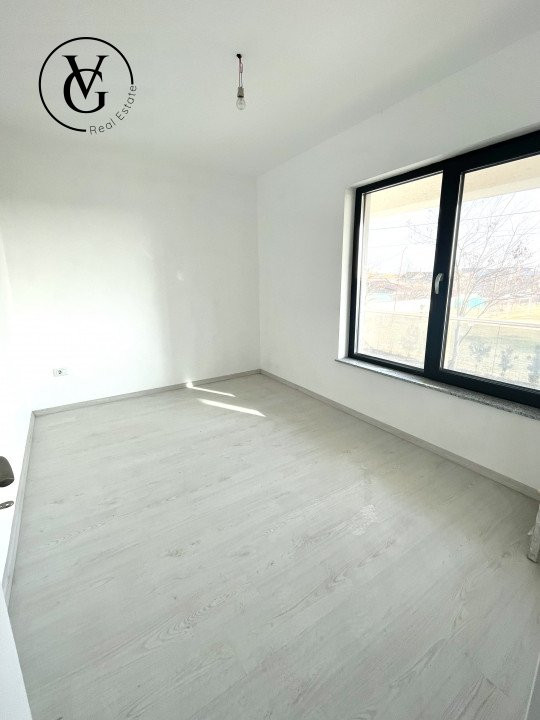 Vila LUX stil mediteranean, 4 camere, 300 mp teren, Lumina