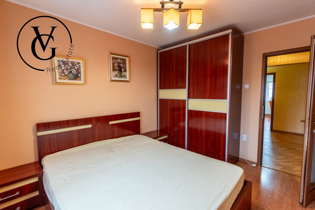 Apartament 3 camere | Decomandat | Soveja 