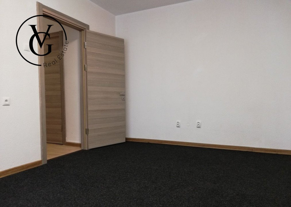 Apartament 2 camere/ Spatiu comercial 