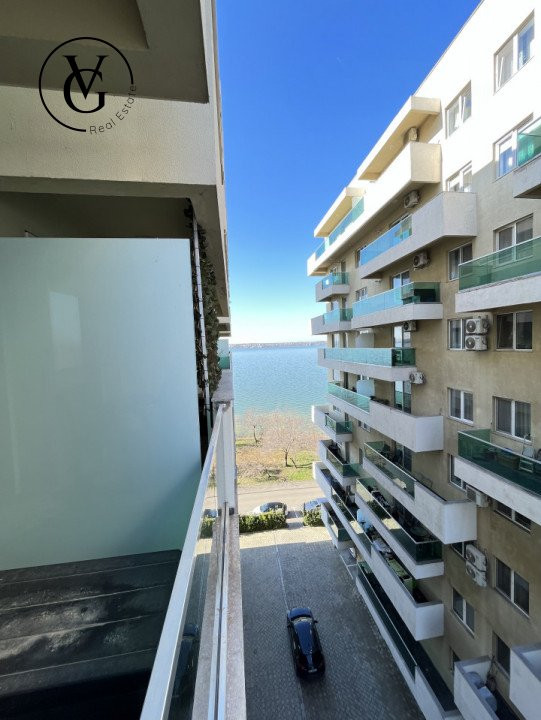 Apartament 2 camere - Complex Moonlight | vedere laterală lac și mare 