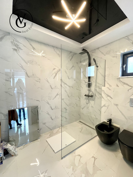 Vila P+1 lux cu sauna si jacuzzi, 4 camere, Lumina