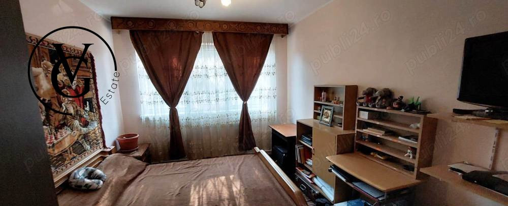 Apartament 3 camere | Decomandat | zona Abator