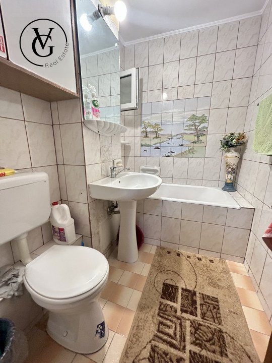 Apartament cu 2 camere | Rovere | Termen lung | Parcare privată