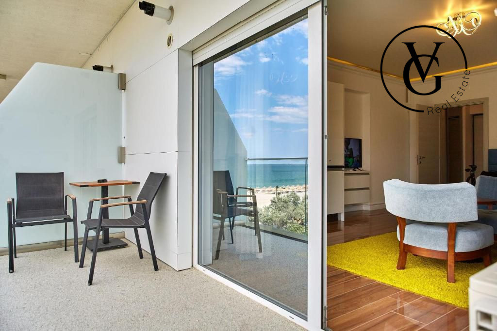 Studio vedere la mare | White Tower