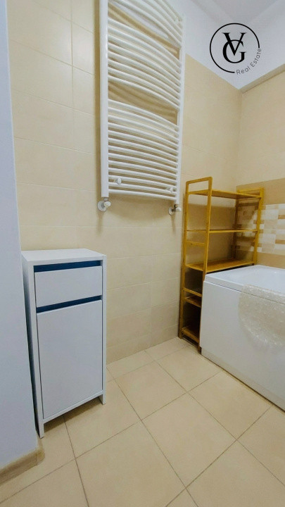 Apartament 2 camere decomandat- zona Casa de Cultura - centrala proprie