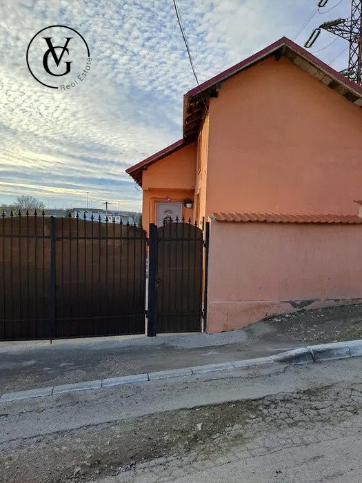 Casa la sol, 500mp teren, oras OVIDIU