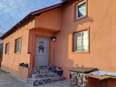 Casa la sol, 500mp teren, oras OVIDIU