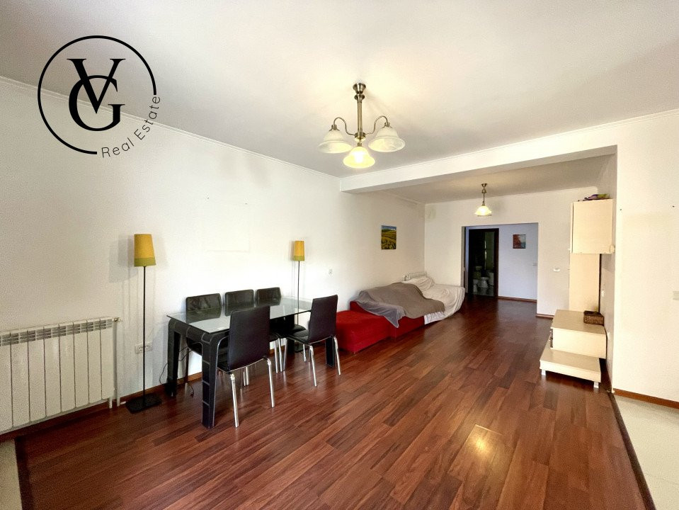 Vila P+M, 8 camere, 636 mp teren, oras Ovidiu ULTRACENTRAL