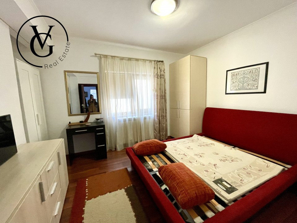 Vila P+M, 8 camere, 636 mp teren, oras Ovidiu ULTRACENTRAL