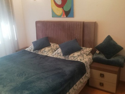 Apartament cu 3 camere - Dorobanți - termen lung