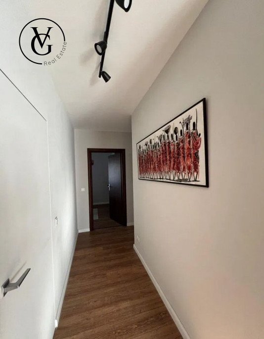 Apartament spațios cu 4 camere - zona Pădurea Băneasa