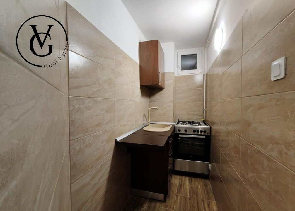 Apartament 3 camere decomandat - Capitol - Termen lung