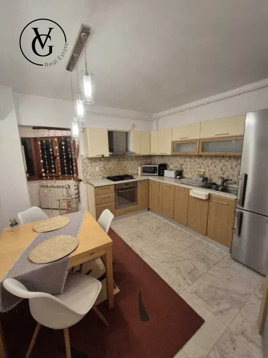 Apartament 2 camere, zona Centru