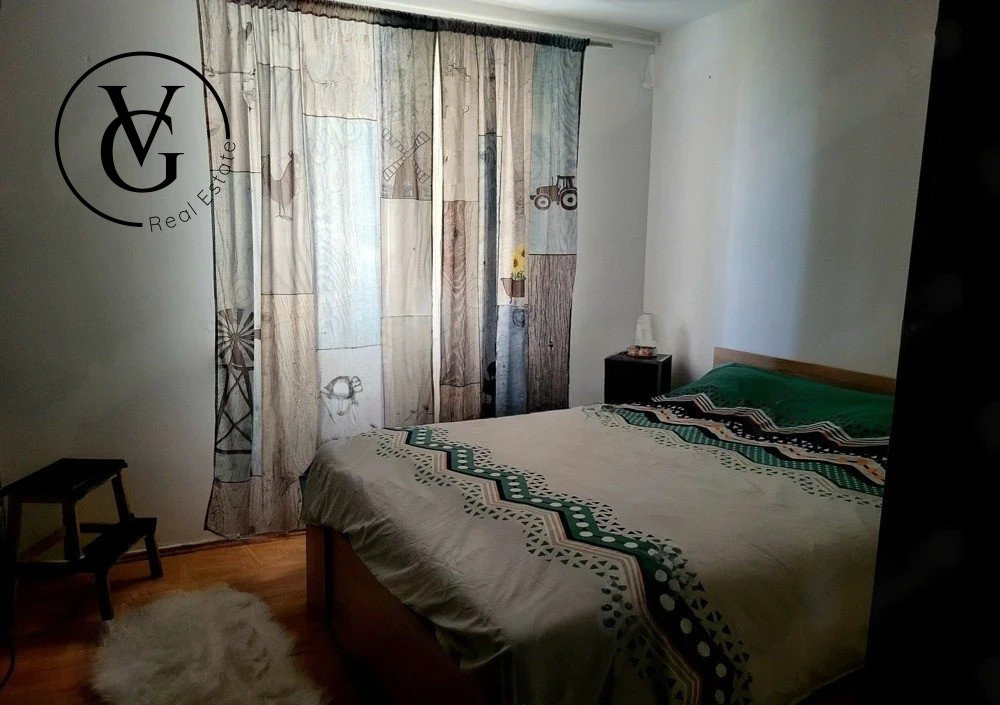 Apartament 3 camere - decomandat - zona Dristor