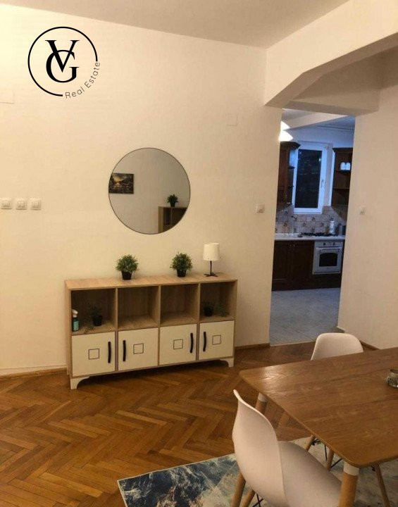 Apartament spațios de 3 camere - Universitate