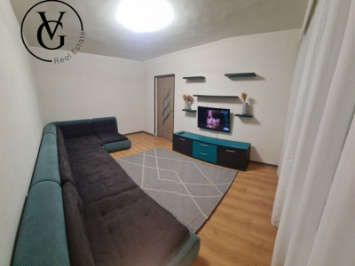 Apartament cu 4 camere decomandat - Tomis Mall 