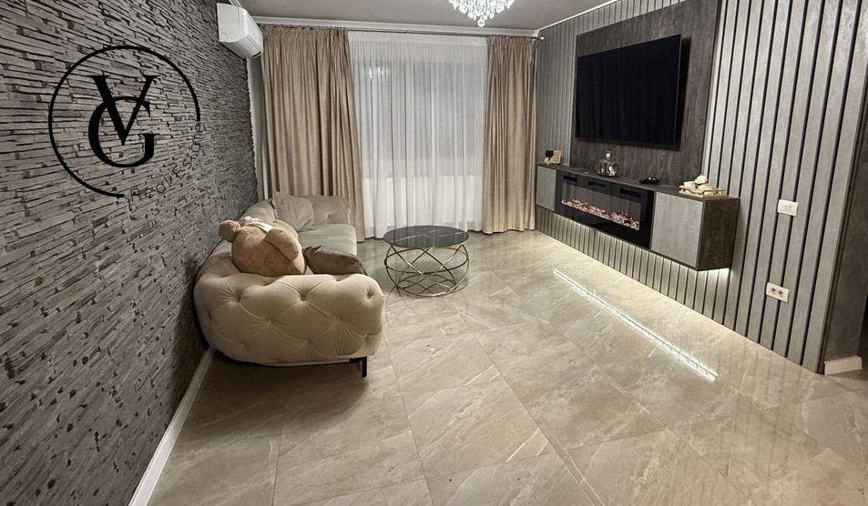 Casa P+M, mobilata lux, zona Valu lui Traian