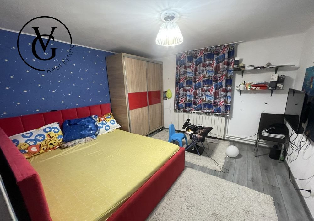 Casa P+M, 4 camere, teren generos, zona Valu lui Traian