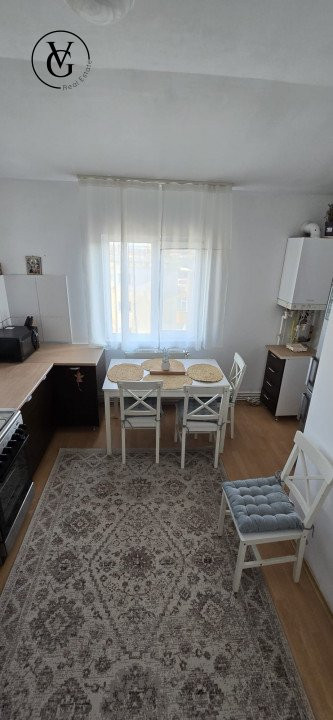 Apartament 2 camere decomandat - Poarta 6