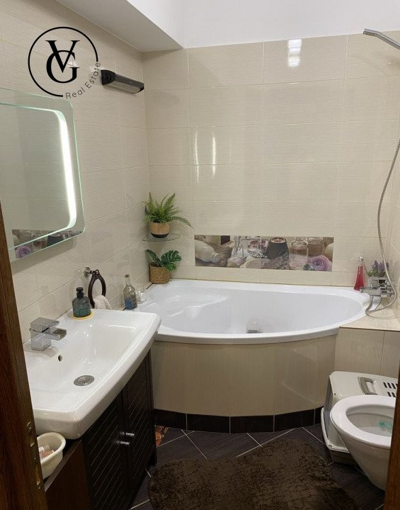 Apartament 3 camere+ garaj subteran -Tomis Plus