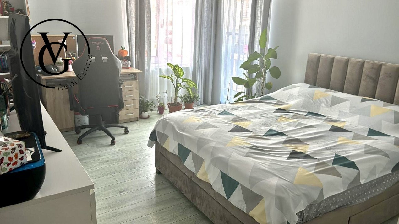 Apartament 2 camere, decomandat, zona Hanul cu Peste