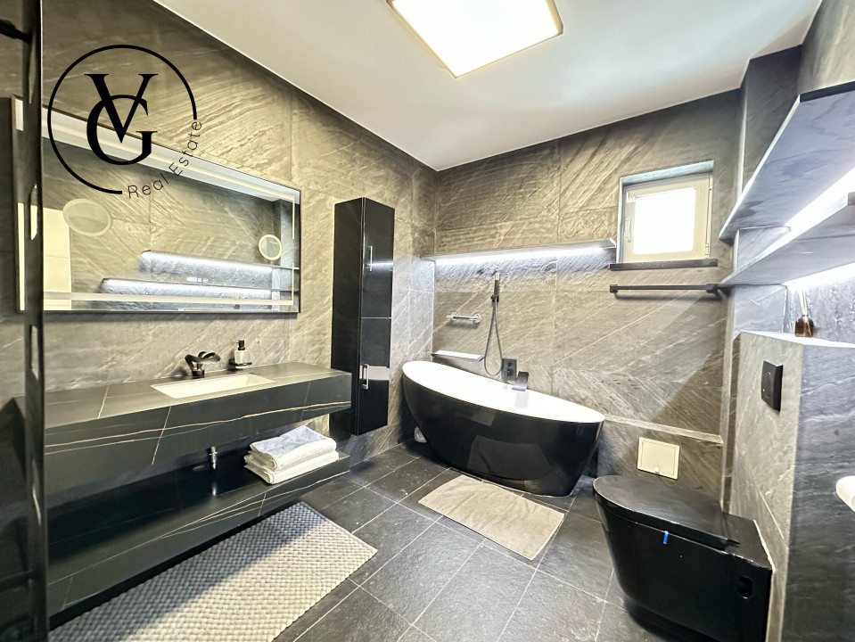 Vilă spațioasă și modernă - panouri fotovoltaice – Pipera