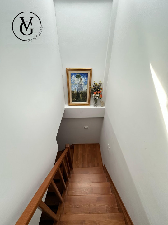 Vilă spațioasă și modernă - panouri fotovoltaice – Pipera