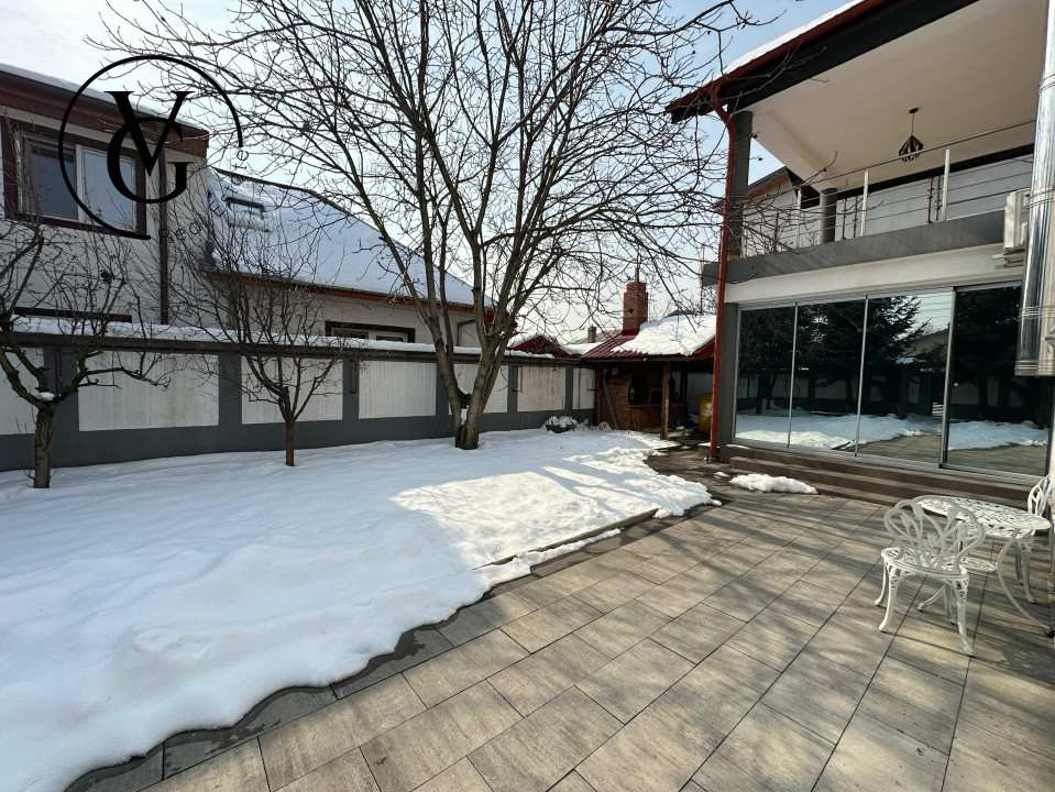 Vilă spațioasă și modernă - panouri fotovoltaice – Pipera