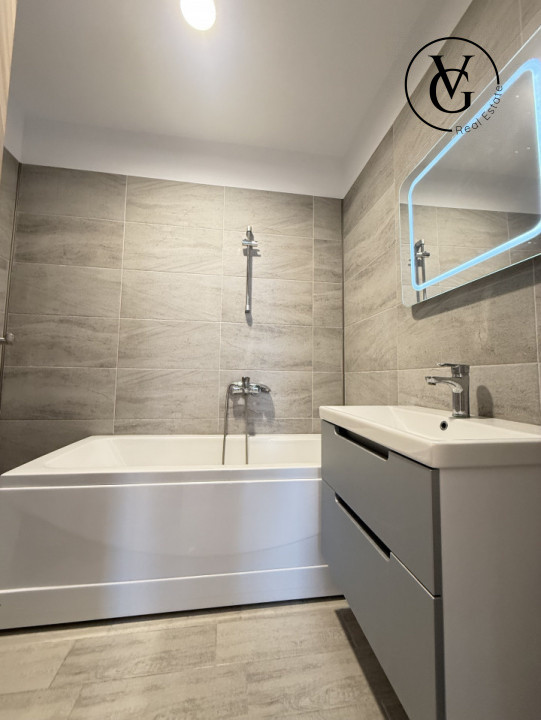 Alezzi Beach - Apartament 3 camere -frontal mare-garaj 