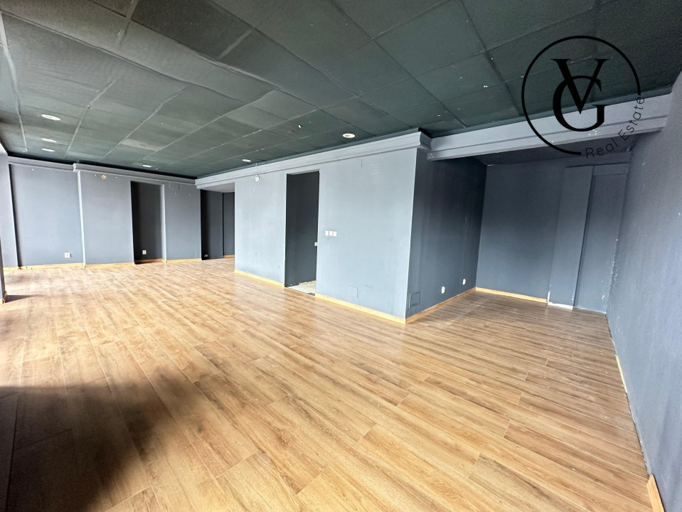 Spatiu Comercial | Delfinariu 